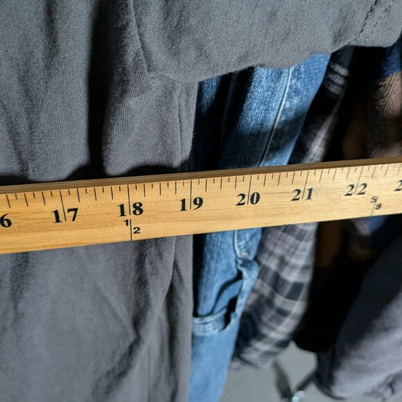 VINTAGE Pink Floyd band tee - Picture 3 of 4